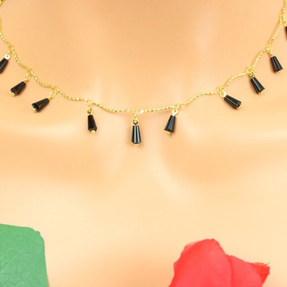 "Minimalist Necklace – Timeless, Elegant Jewelry for Her, MAR091147 - Picture 5 of 10